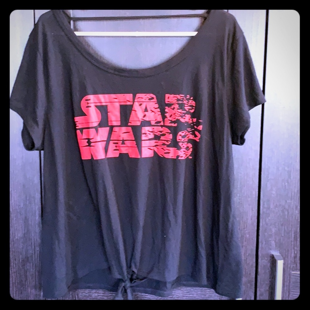 Disney parks Star Wars T-shirt tie front